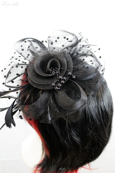 Gothic Haarschmuck „Black flower“ mit Tüll & Federn